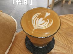 咖啡拿铁Latte-悟白咖啡WoobyCafe