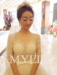 -艾米丽婚纱礼服