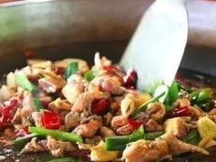 -卡拉农庄 正宗斗鸡肉