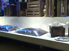 -阪尚皇·原切牛排·烤肉火锅自助(北京路店)