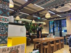 -云阿蛮云南生烫牛肉米线(奉贤路店)