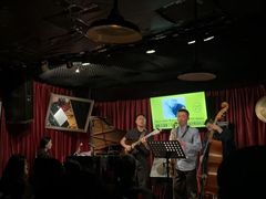 -东岸Cafe 爵士俱乐部