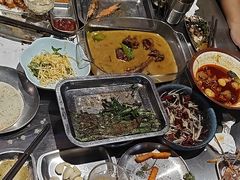 -马路牙子烧烤音乐酒馆(望京店)