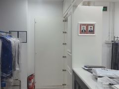 -布瑞琳洗衣(银泰in01店)