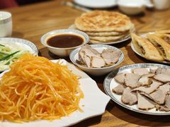 -李连贵酒家熏肉大饼(昆明街店)