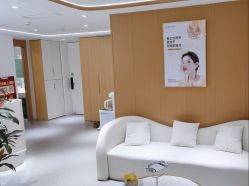 -康美贞·痘肌养护管理中心