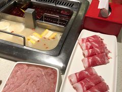 -海底捞火锅鲜切牛肉主题店(长寿路店)