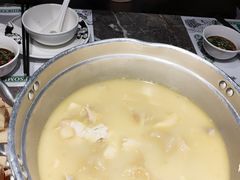 -禄婶鸡煲·打边炉