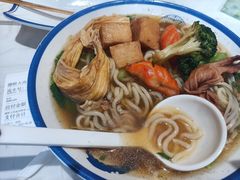 -傻根大肉面(三美店)