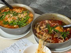 -铁锅哥米线