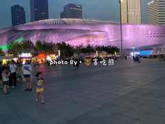 -东港音乐喷泉广场