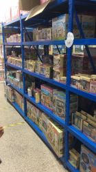 -逝水玩具折扣店