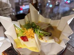 -穹六人间 people 6(岳阳路店)