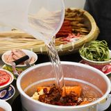 三亚首家牛油麻辣烫‼️是成都的市井味道