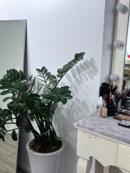 -爱的化妆工作室(雅地天际店)