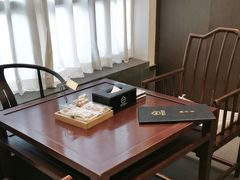 -梅花香里大酒店(郁金香路店)