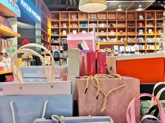 -百新书局(尚悦湾店)