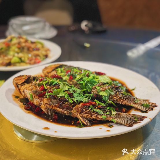 干焙鲫鱼砂锅店