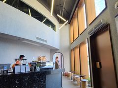 -HUG·拥抱咖啡(郑州宝龙广场店)
