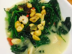 上汤菠菜-新白鹿餐厅(西湖银泰店)