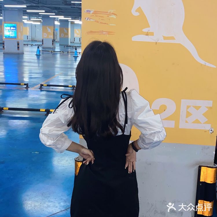 秋季搭配什么卷发👩‍🦱更温柔