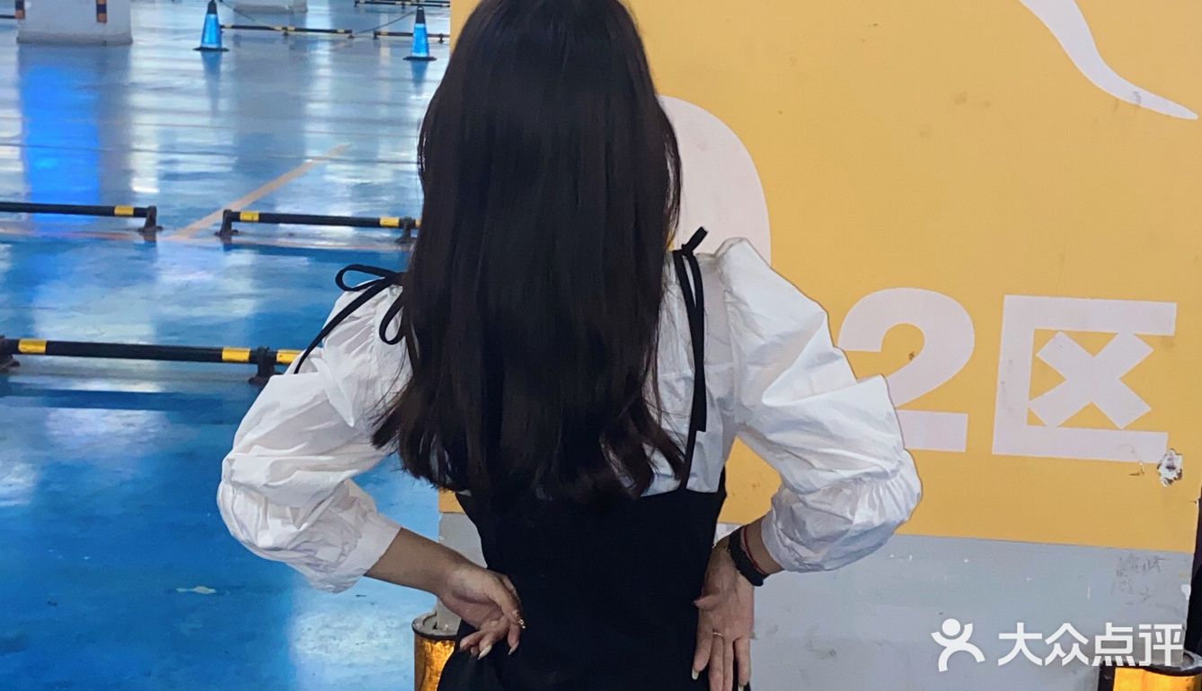 秋季搭配什么卷发👩‍🦱更温柔