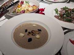 -Mogul Eatery·大亨餐酒馆