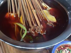 -四小区火锅·巷子里的重庆火锅(花照壁店)