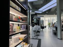 -U·NI SALON 造型