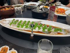 -忆江南·临江鱼馆