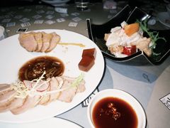 -穹六人间 people 6(岳阳路店)