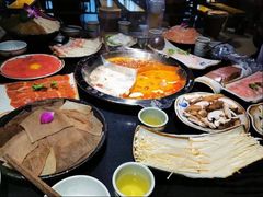 -大龙燚火锅(五一广场店)