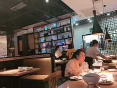 大堂-李子坝梁山鸡(北碚万达五鸡哥店)