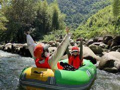 -雅鲁激流探险漂流