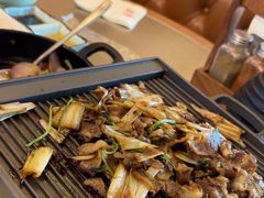 -潮界(LU·ONE凯德晶萃广场店)