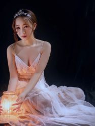 -onlygirl摄影美学馆高端定制(江滩店)