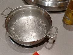 -黑金·寻焰自助百汇·烤肉·火锅(中街店)