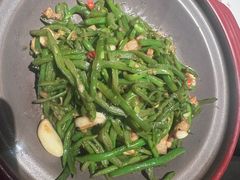 -鸽子侯·家宴·平价海鲜(市图书馆店)