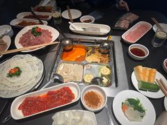 -海底捞火锅智慧餐厅(中骏世界城店)