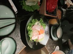 -湊湊火锅·茶憩(新中关购物中心店)