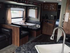 -TIPPI营地 房车主题·露营烧烤团建轰趴(天安假日店)