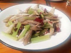 酸辣鲜藕带-莲餐厅·湖北菜·藕汤老手艺(愚园路店)