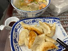 -长人馄饨铺(解放街店)
