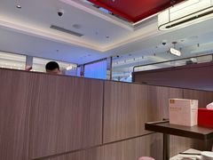 -海底捞火锅(杭州庆春路夜宵主题店)