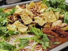 -在巷子里的烤肉店·螺蛳粉烤鱼·牛蛙(和美城店)