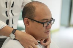 -发饰美男士增发补发假发定制店