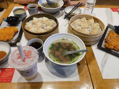 -馋三尺蟹粉小笼(人民广场店)