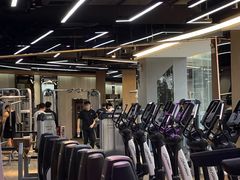 -威克健身游泳(万菱汇店)