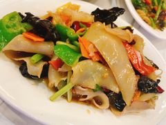 -探秘12时海鲜生蚝排档