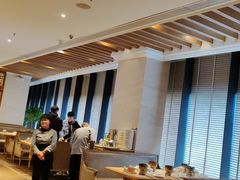 -雍和会海鲜姿造自助(湖东路店)